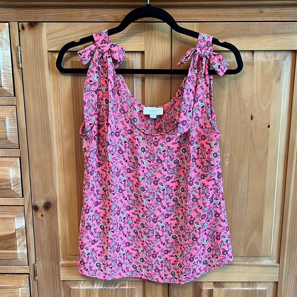Loft Outlet scoop neck tank top
